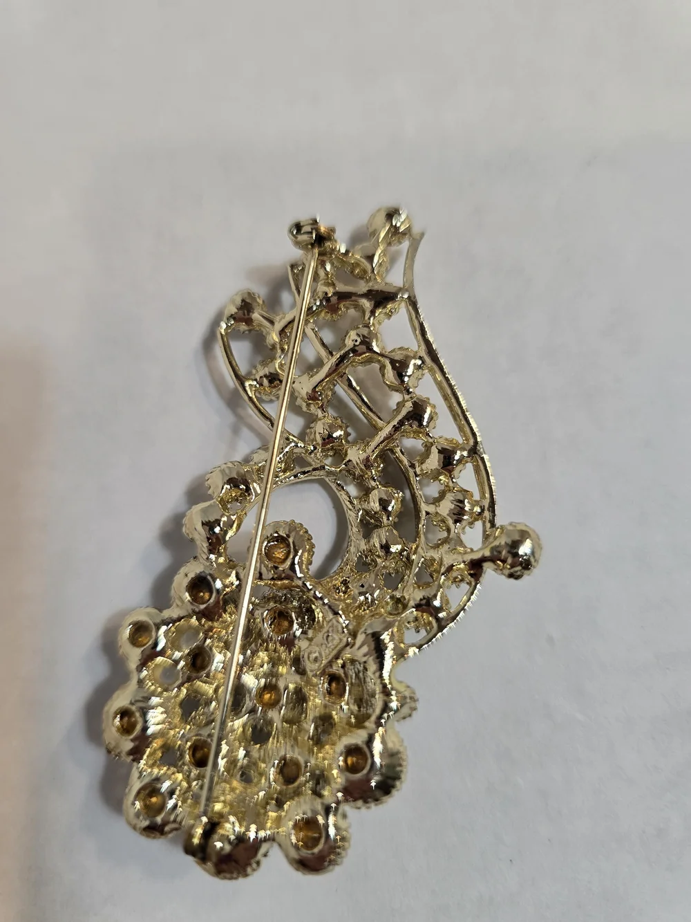 Source Unknown Gold-Tone Floral Crystal Brooch - Pale Yellow and Clear